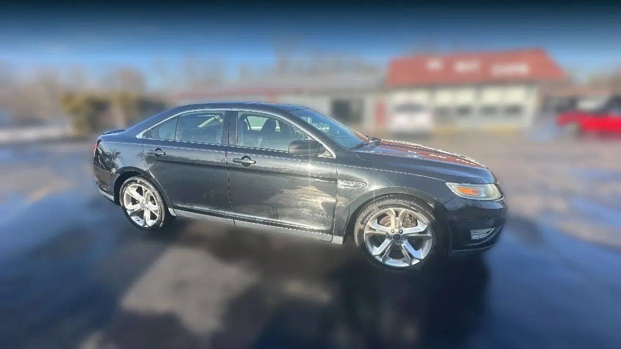 Used 2010 Ford Taurus SHO AWD/4WD image 4