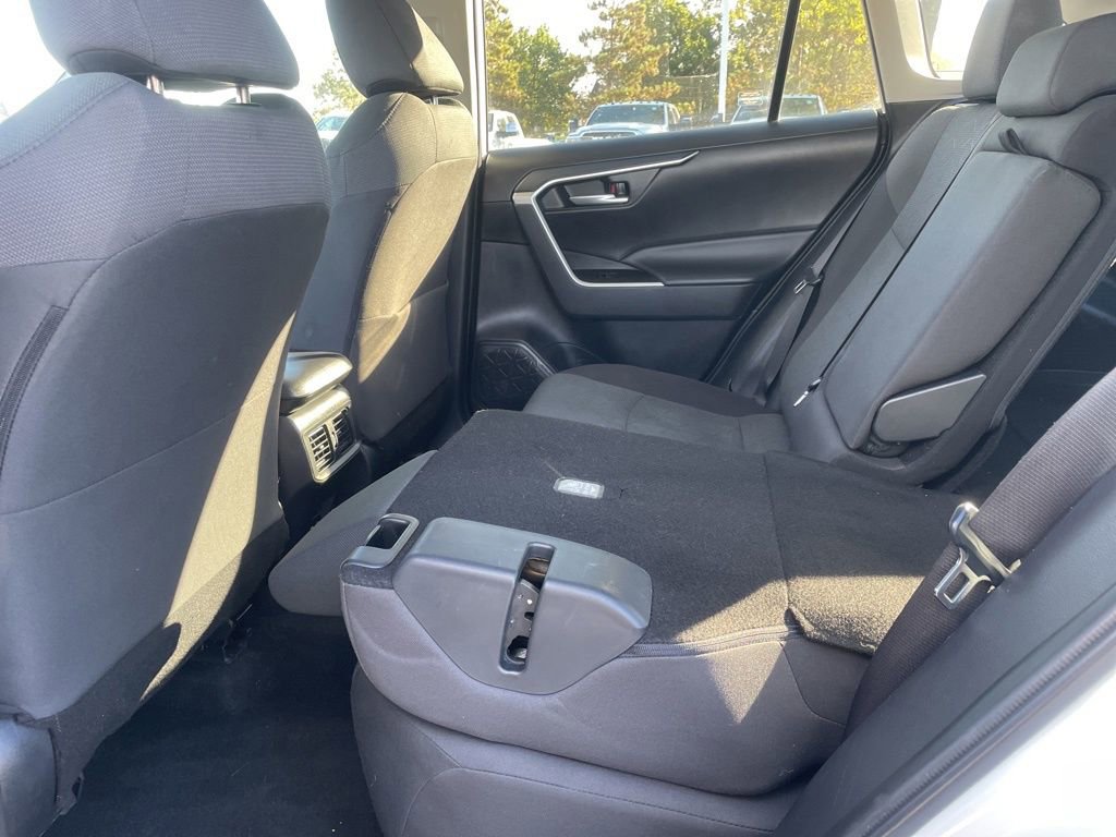 Used 2023 Toyota RAV4 XLE image 32