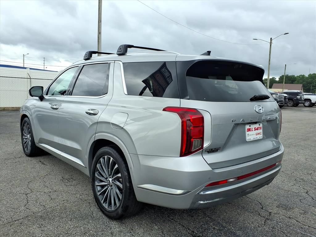 Used 2023 Hyundai Palisade Calligraphy FWD image 5