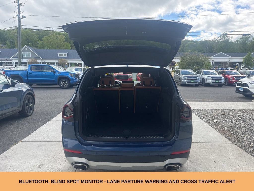 Used 2023 BMW X3 xDrive30i w/ Premium Package AWD/4WD image 9