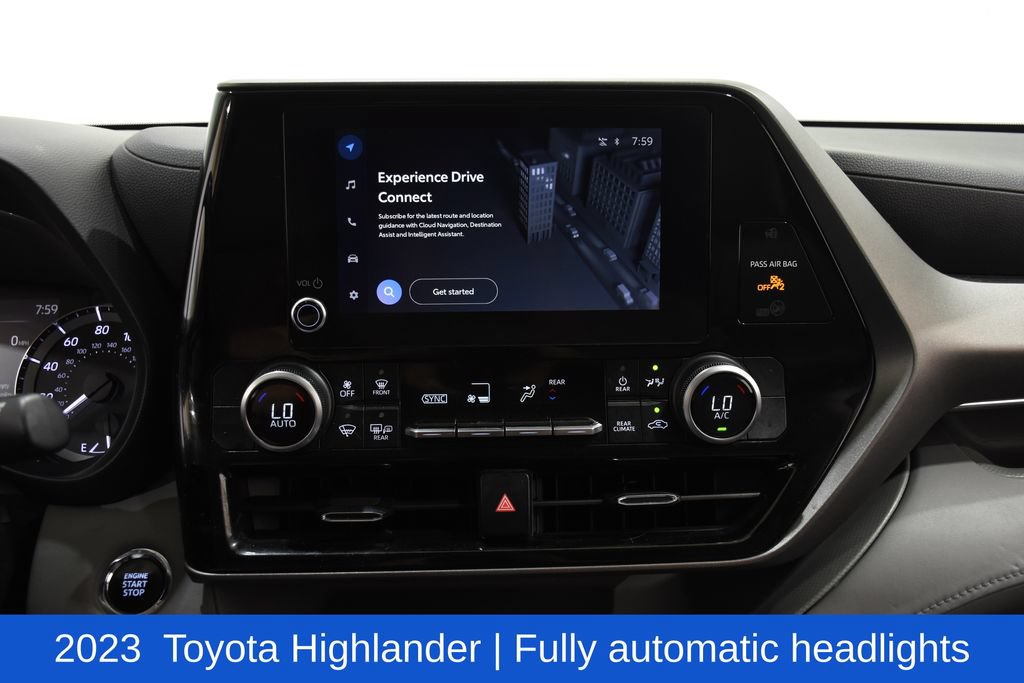 Used 2023 Toyota Highlander LE AWD/4WD image 17