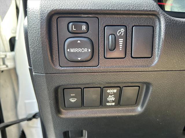 Used 2018 Toyota 4Runner SR5 RWD image 11