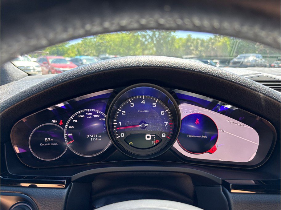 Used 2020 Porsche Cayenne image 27