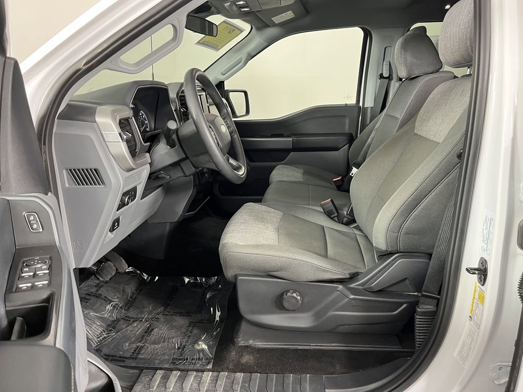 Used 2022 Ford F150 XLT w/ Trailer Tow Package image 12