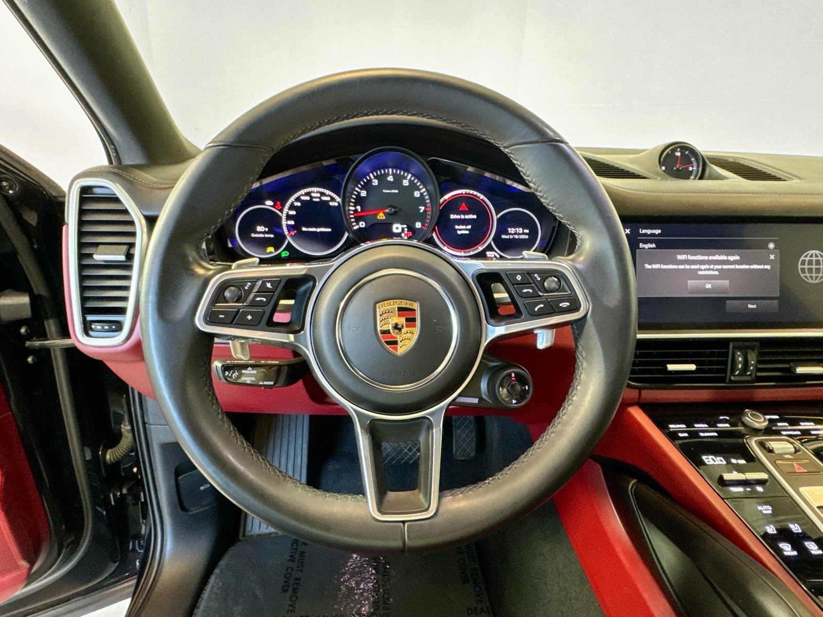 Used 2023 Porsche Cayenne Platinum Edition image 14