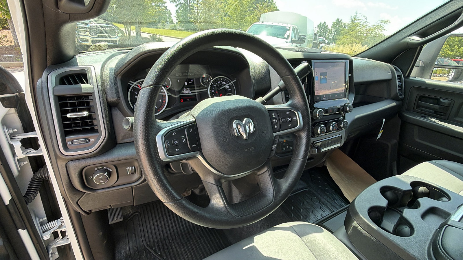 New 2026 RAM 3500 Tradesman w/ Chrome Appearance Group A AWD/4WD image 21