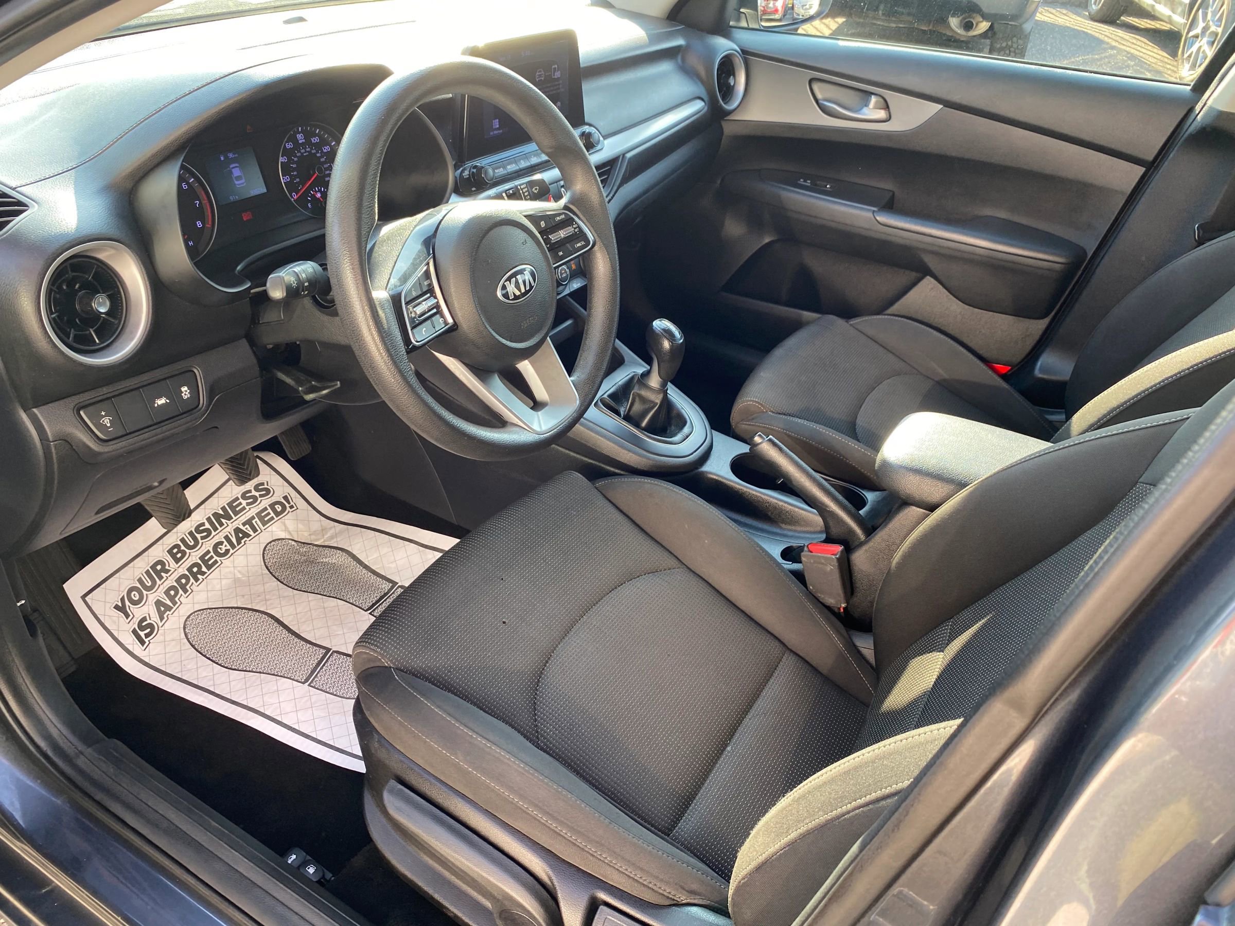 Used 2020 Kia Forte Sedan image 3