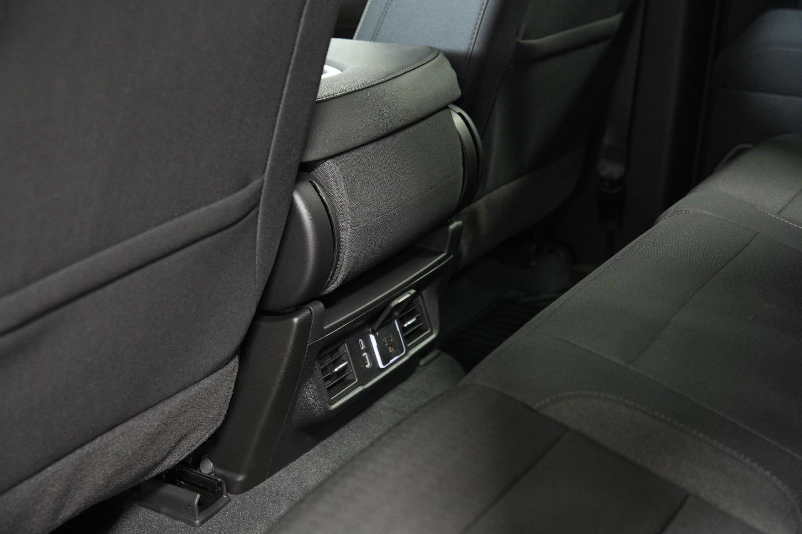 New 2026 GMC Sierra 1500 Elevation image 18
