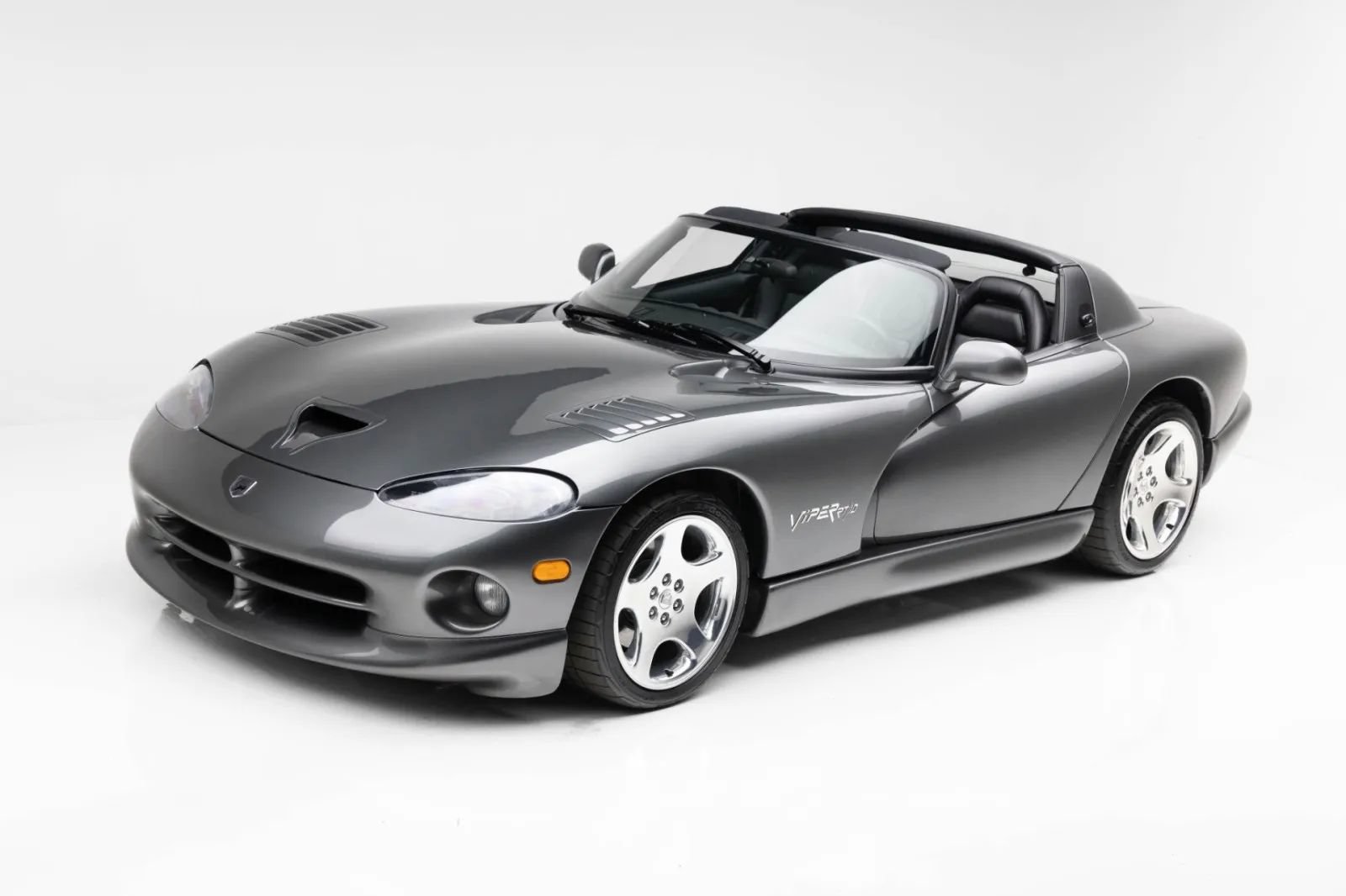 Used 2002 Dodge Viper RT/10 RWD image 1