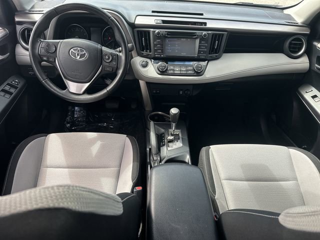 Used 2018 Toyota RAV4 XLE image 23