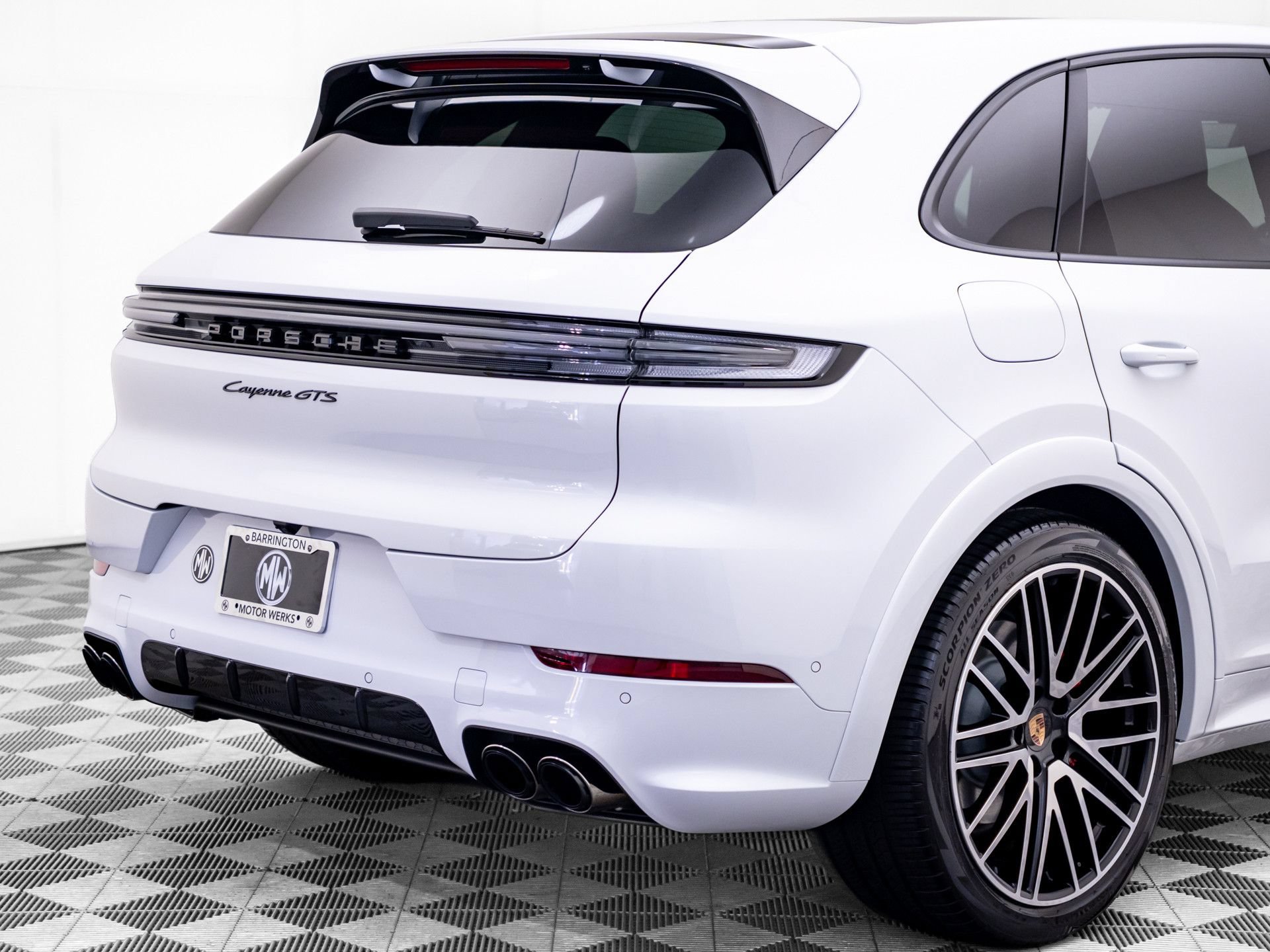 Used 2026 Porsche Cayenne GTS AWD/4WD image 39