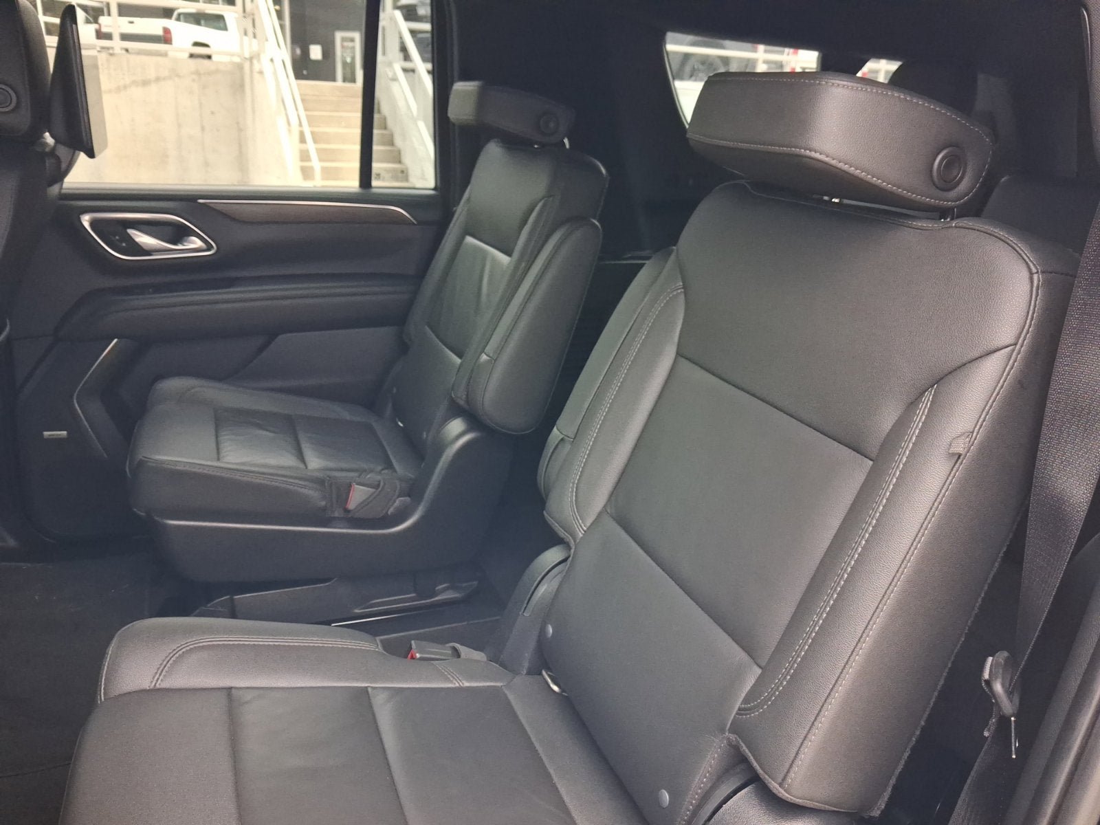 Used 2021 Chevrolet Suburban Z71 w/ Rear Media and Nav Package AWD/4WD image 23