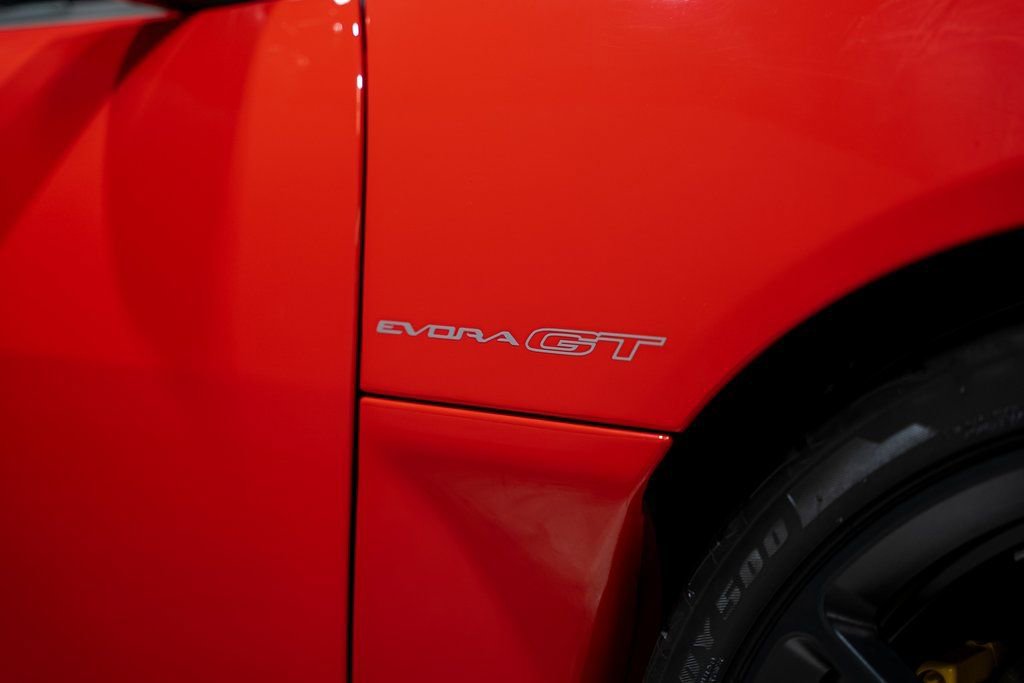 Used 2020 Lotus Evora image 24