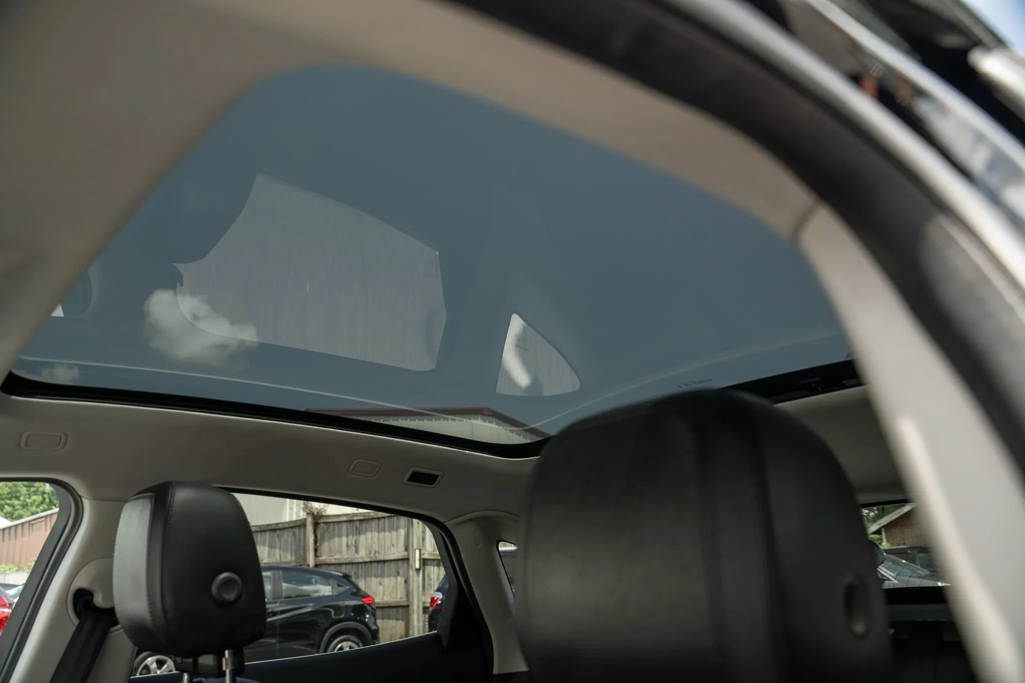 Used 2020 Jaguar E-PACE SE image 17