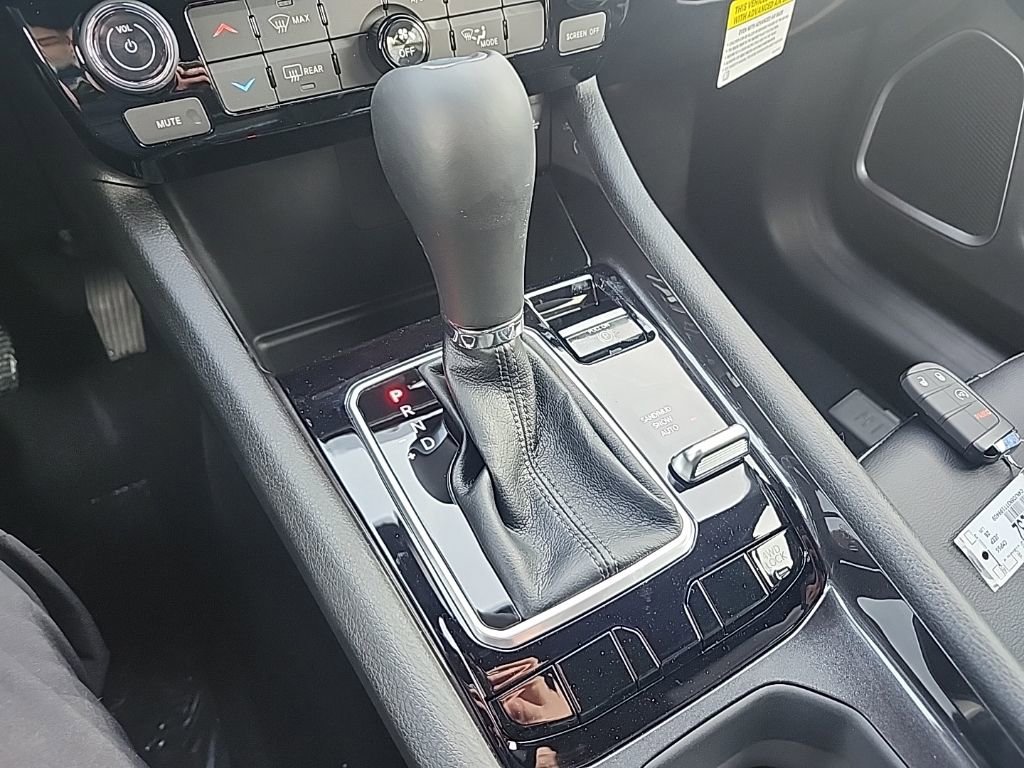 New 2026 Jeep Compass Latitude AWD/4WD image 29