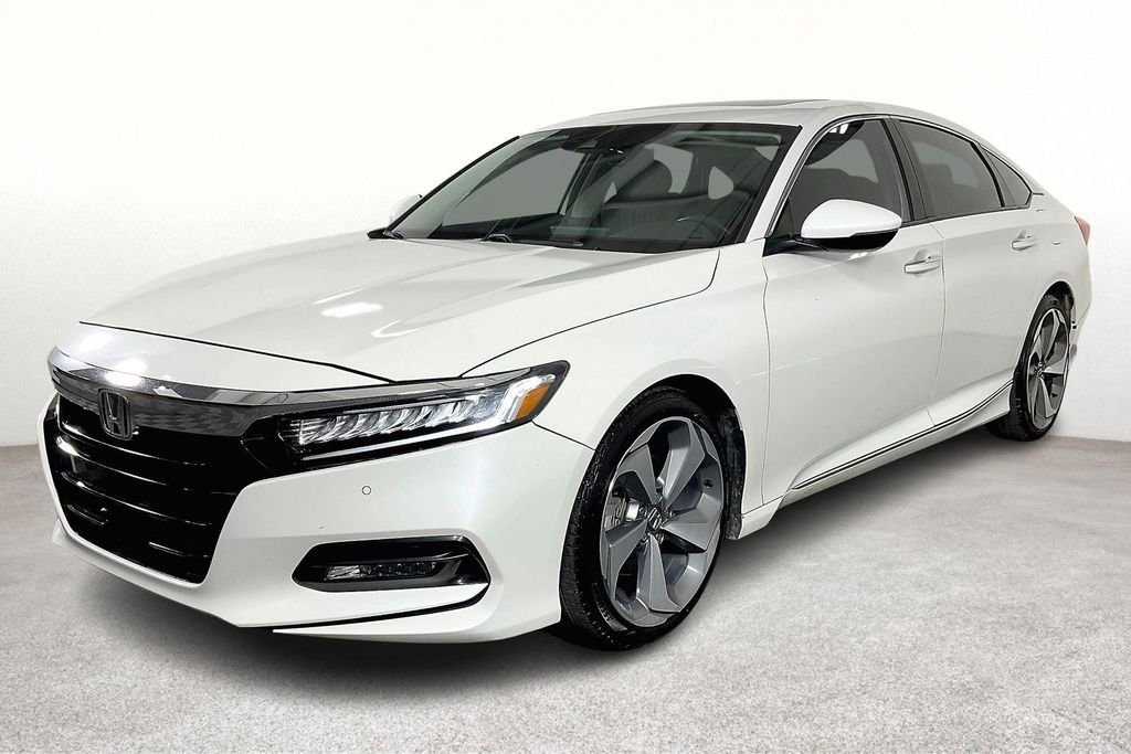 Used 2018 Honda Accord Touring image 15