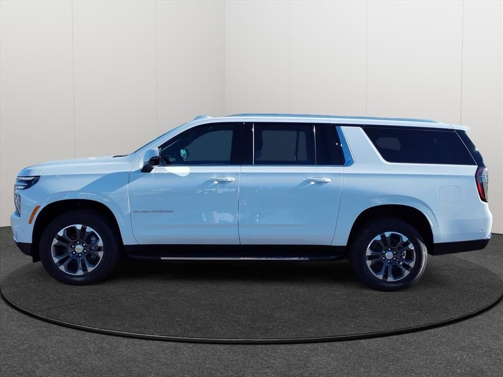 New 2026 Chevrolet Suburban LT w/ Comfort Package image 2