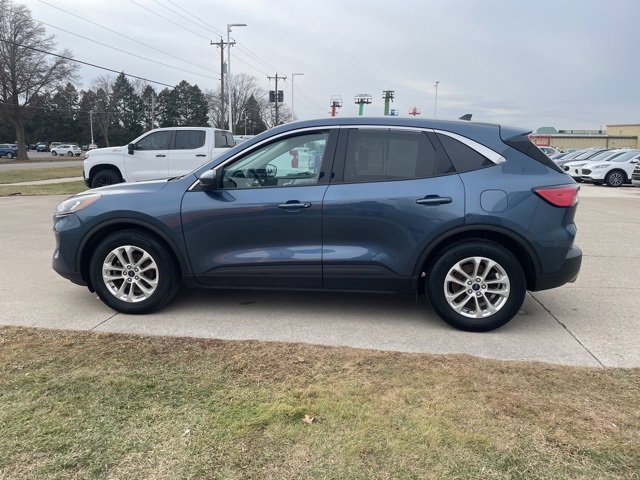 Used 2020 Ford Escape SE image 10