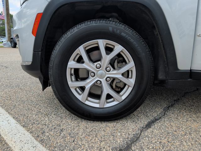 Used 2021 Jeep Grand Cherokee L Limited AWD/4WD image 36