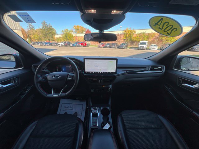 Used 2024 Ford Escape ST-Line w/ Tech Pack #1 AWD/4WD image 18