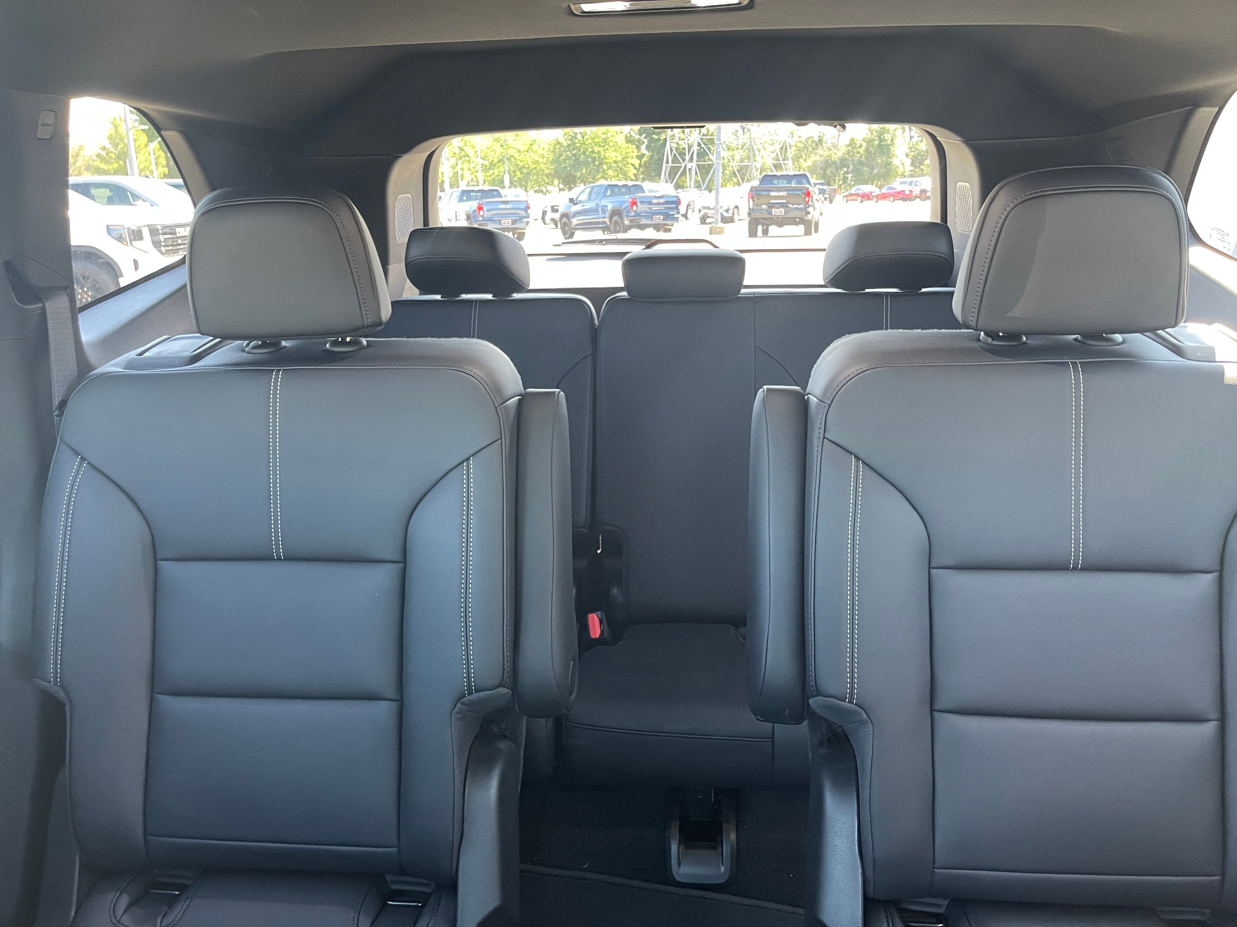 New 2026 GMC Acadia Elevation w/ Black Edition AWD/4WD image 18