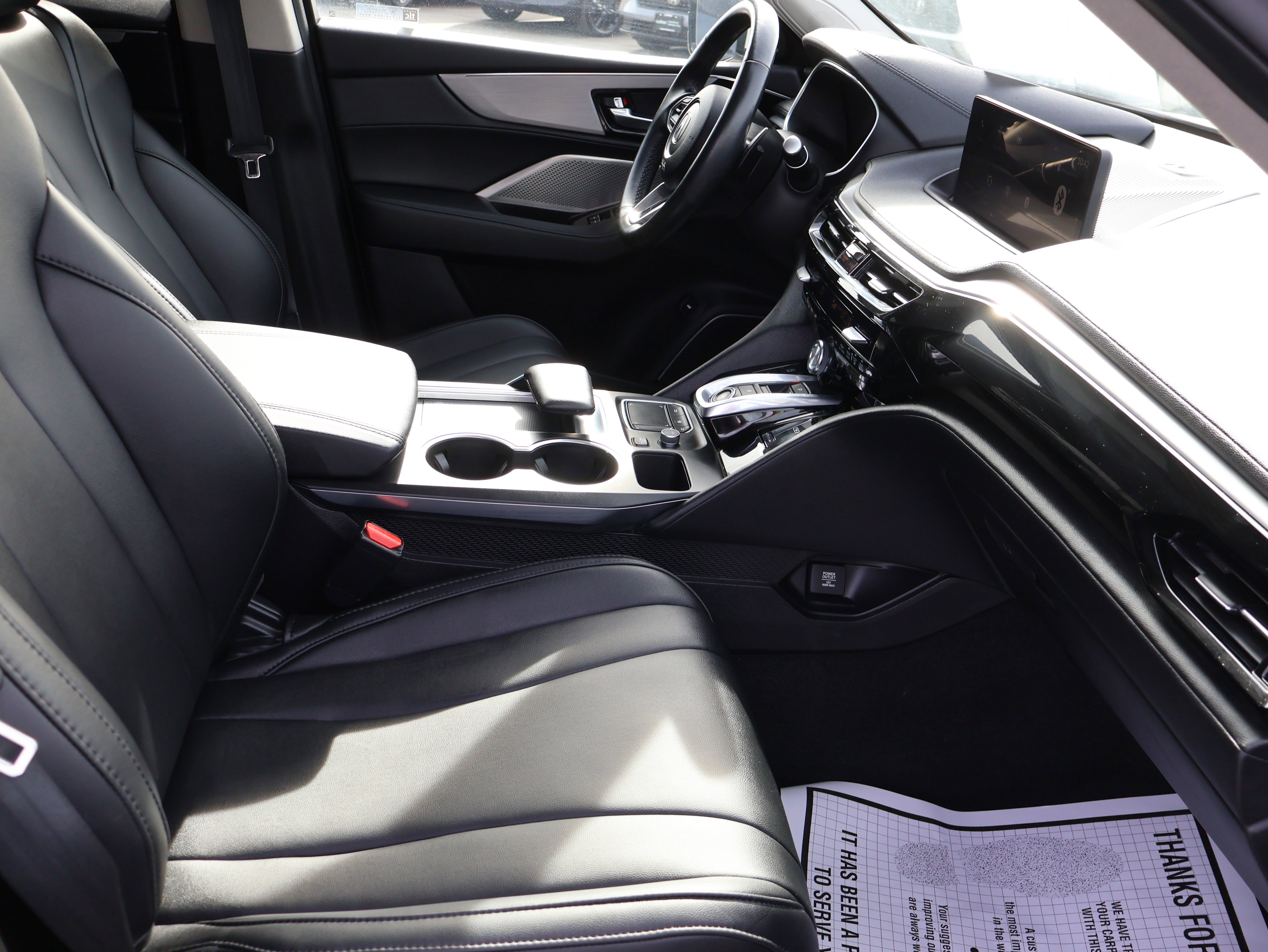 Used 2023 Acura MDX SH-AWD image 11