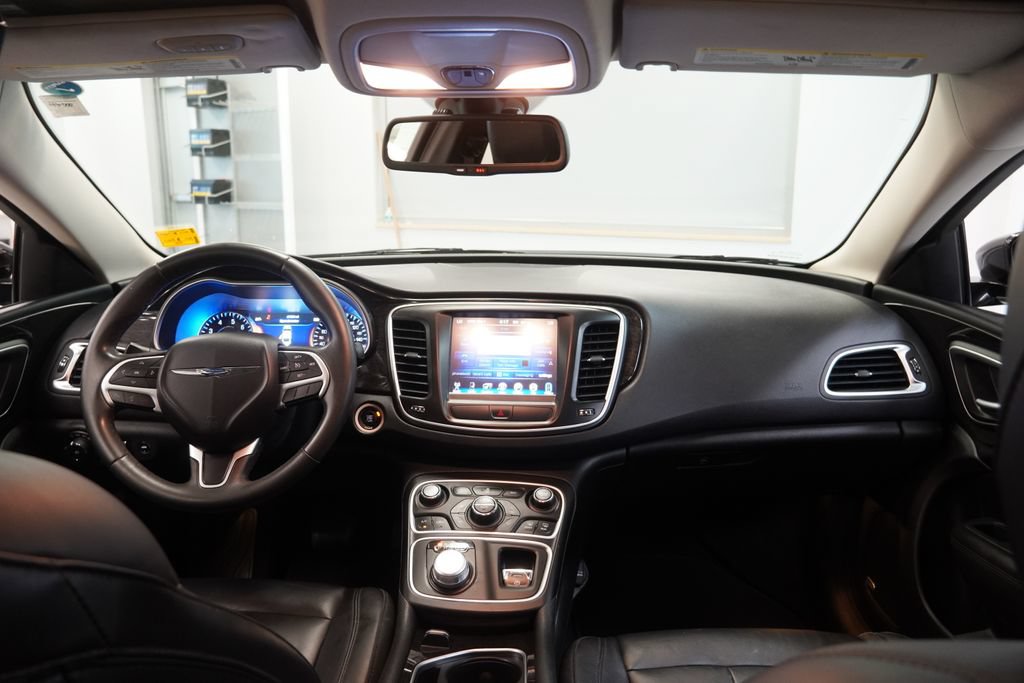 Used 2015 Chrysler 200 C w/ Navigation & Sound Group I FWD image 18