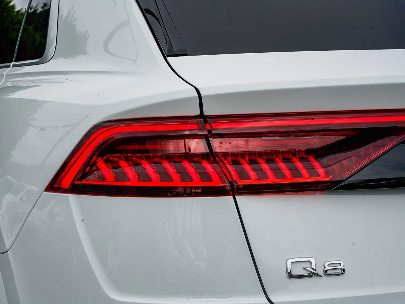 Used 2023 Audi Q8 Premium w/ Convenience Package image 9