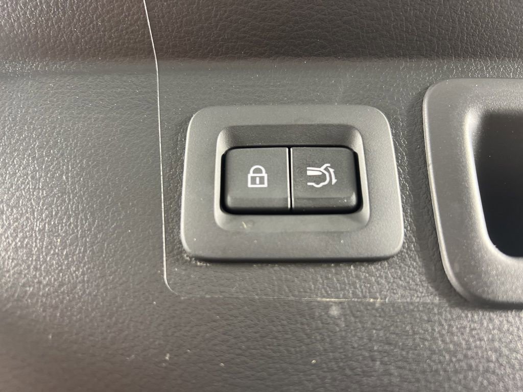 Used 2023 MAZDA CX-50 2.5 S w/ Cargo Package image 17