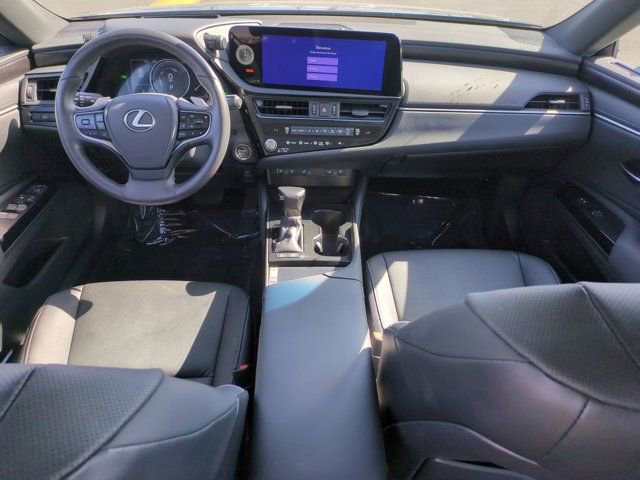 Used 2025 Lexus ES 300h w/ Premium Package image 26