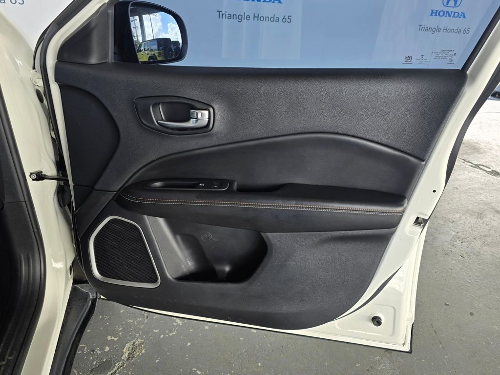 Used 2021 Jeep Compass Sport image 9