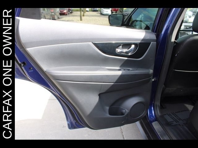 Used 2017 Nissan Rogue SL w/ SL Premium Package AWD/4WD image 26