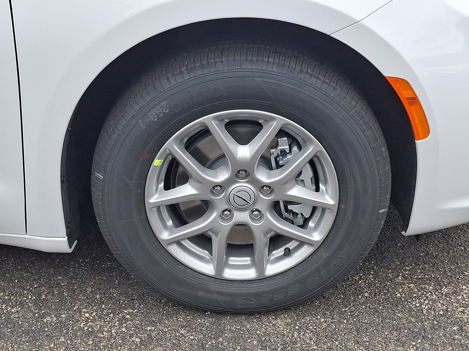 New 2026 Chrysler Pacifica Select image 8