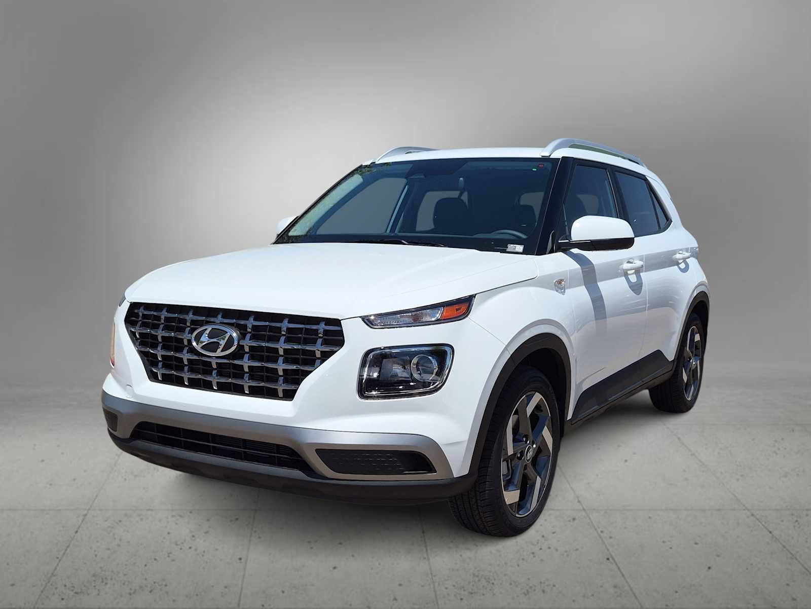 New 2026 Hyundai Venue SEL FWD image 4