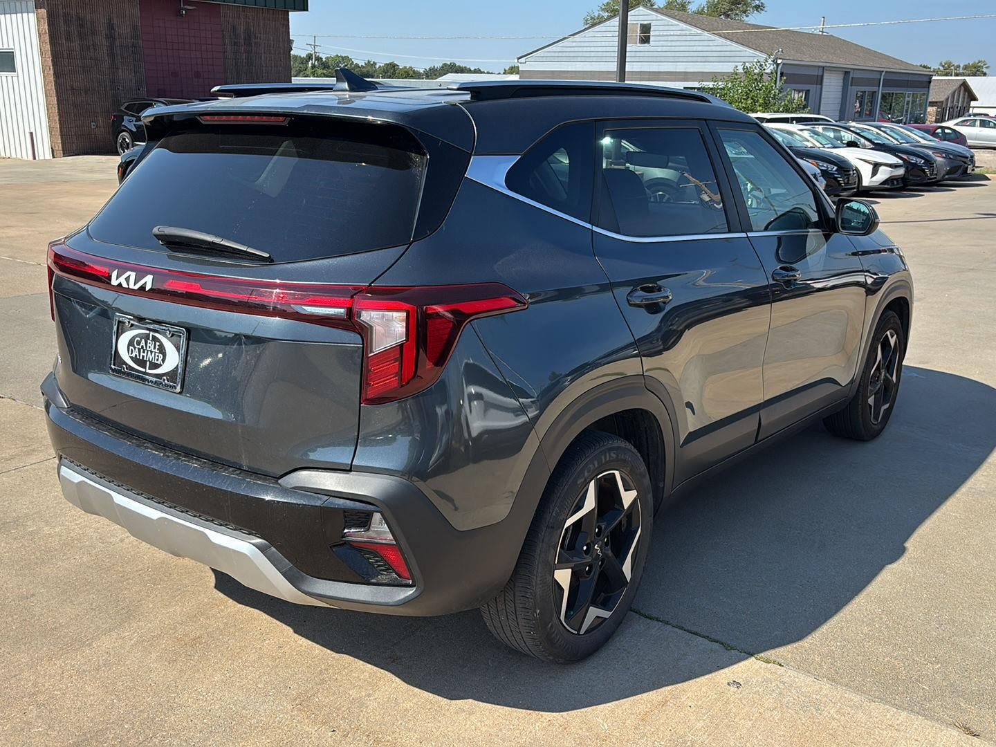 Used 2024 Kia Seltos EX FWD image 6
