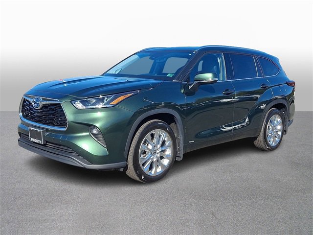 Used 2024 Toyota Highlander Limited