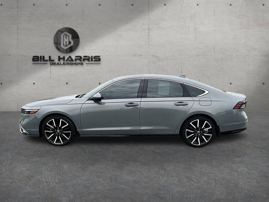 Used 2025 Honda Accord Touring image 15