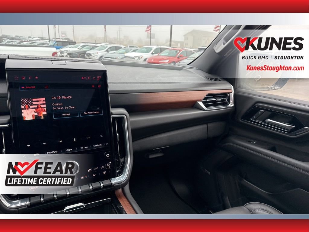 Used 2025 GMC Yukon Denali image 38