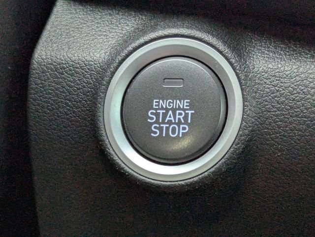 Used 2022 Hyundai Kona SEL FWD image 26