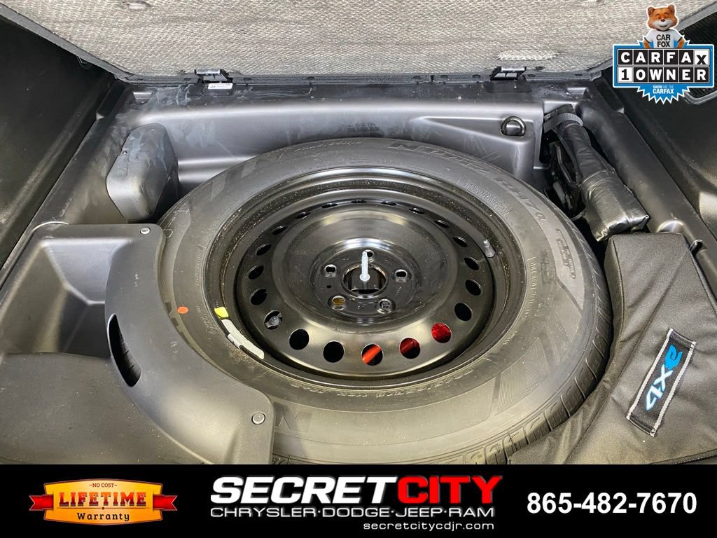 Used 2023 Jeep Grand Cherokee 30th Anniversary AWD/4WD image 32