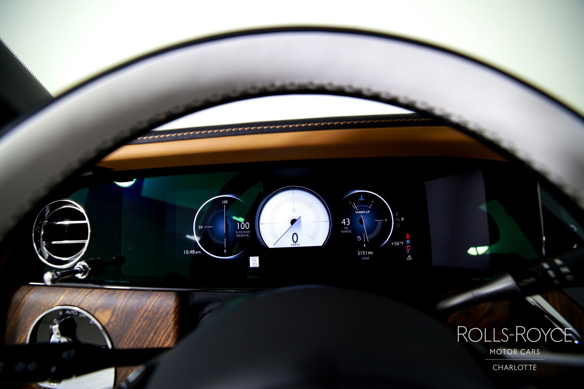 Used 2025 Rolls-Royce Cullinan image 13