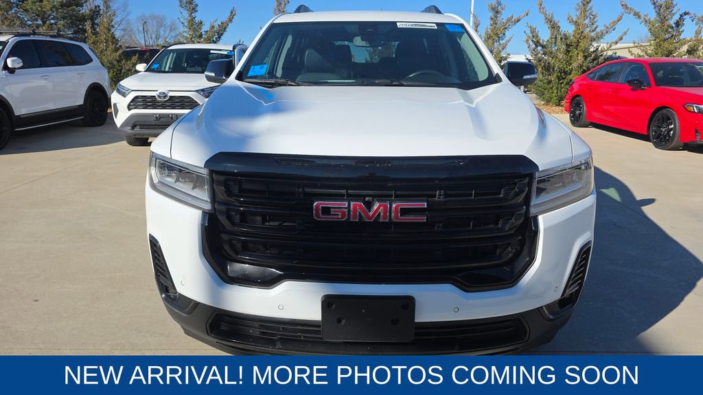 Used 2022 GMC Acadia SLT w/ Elevation Edition image 8