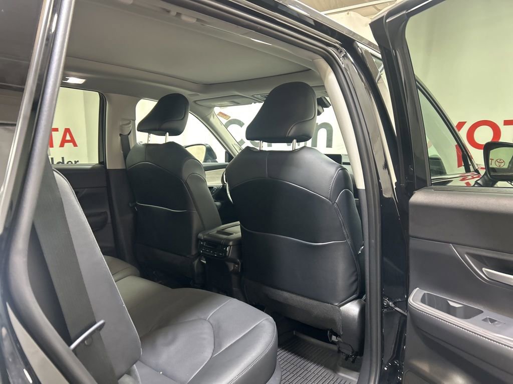 Used 2026 Toyota Grand Highlander Limited image 15