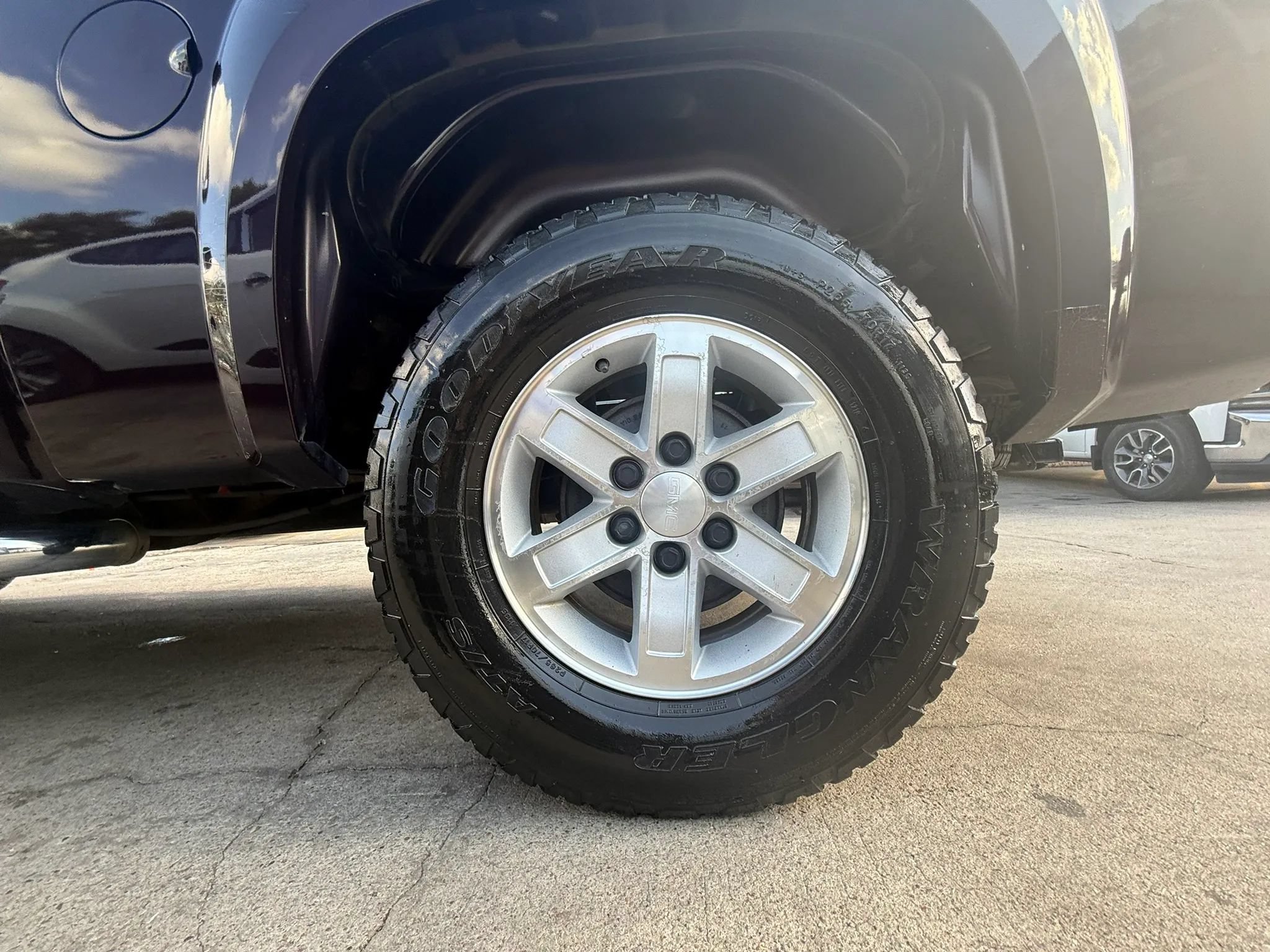 Used 2008 GMC Sierra 1500 SLE w/ South Central Value Package RWD image 23