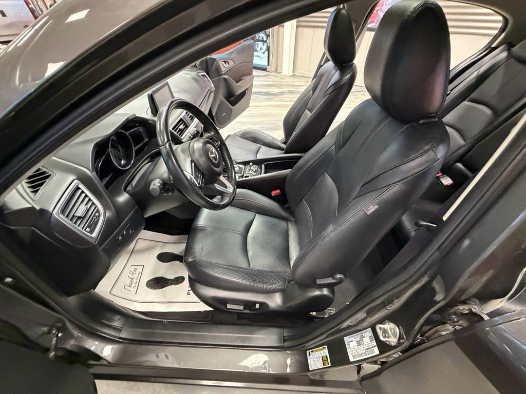 Used 2018 MAZDA MAZDA3 Grand Touring w/ Premium Equipment Package image 56