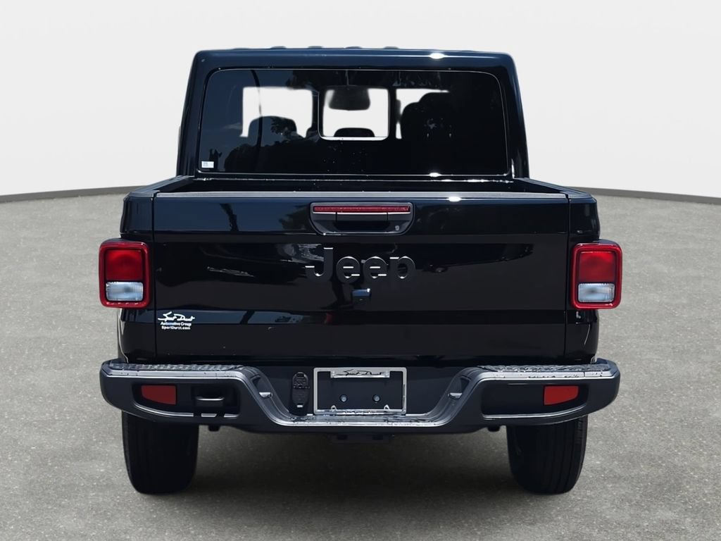New 2026 Jeep Gladiator Sport AWD/4WD image 6