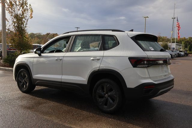 Certified 2026 Volkswagen Taos S FWD image 5
