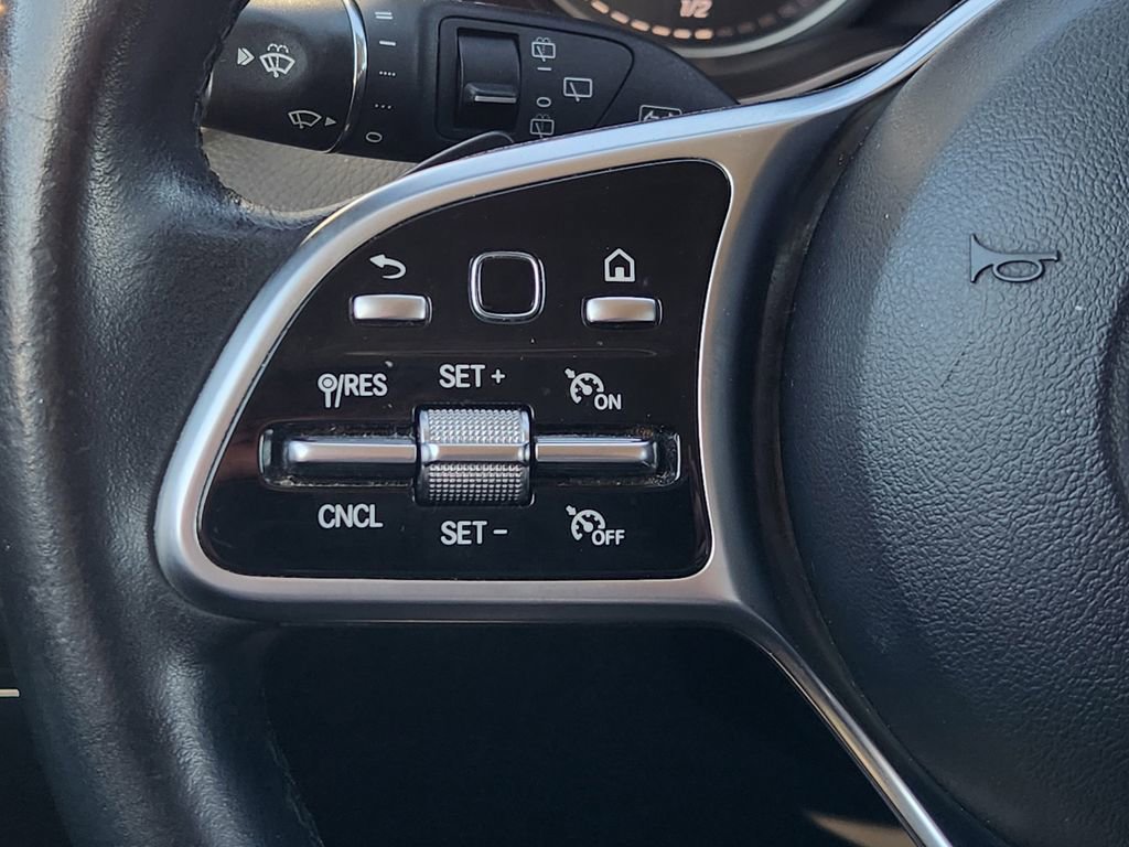 Used 2022 Mercedes-Benz GLC 300 image 28