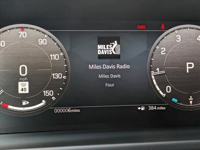 New 2025 Land Rover Defender 110 X-Dynamic SE image 8