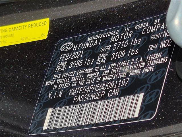 Used 2021 Genesis G90 5.0 Ultimate RWD image 27